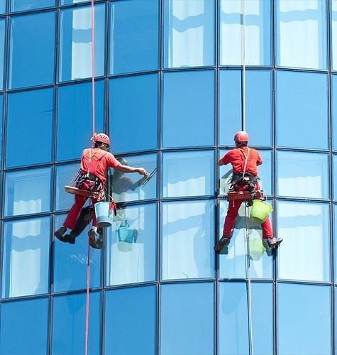 Мытье фасадов промальпинистами в Бузулуке